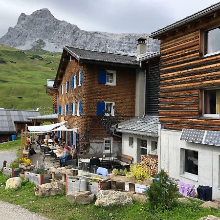 圣安东尼 Berghaus Sulzfluh酒店 外观 照片
