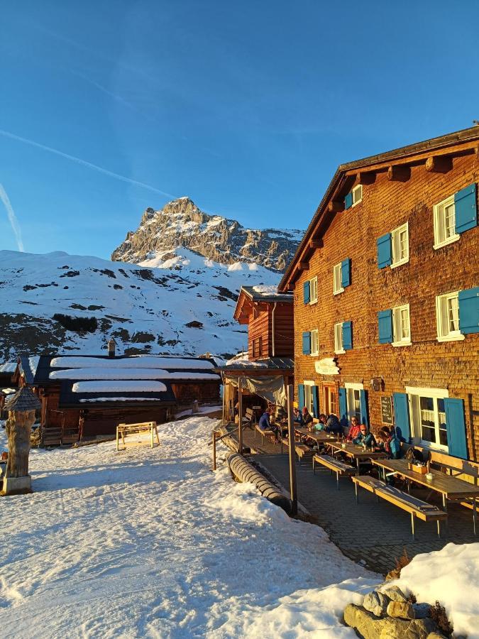 圣安东尼 Berghaus Sulzfluh酒店 外观 照片