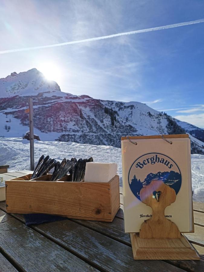 圣安东尼 Berghaus Sulzfluh酒店 外观 照片