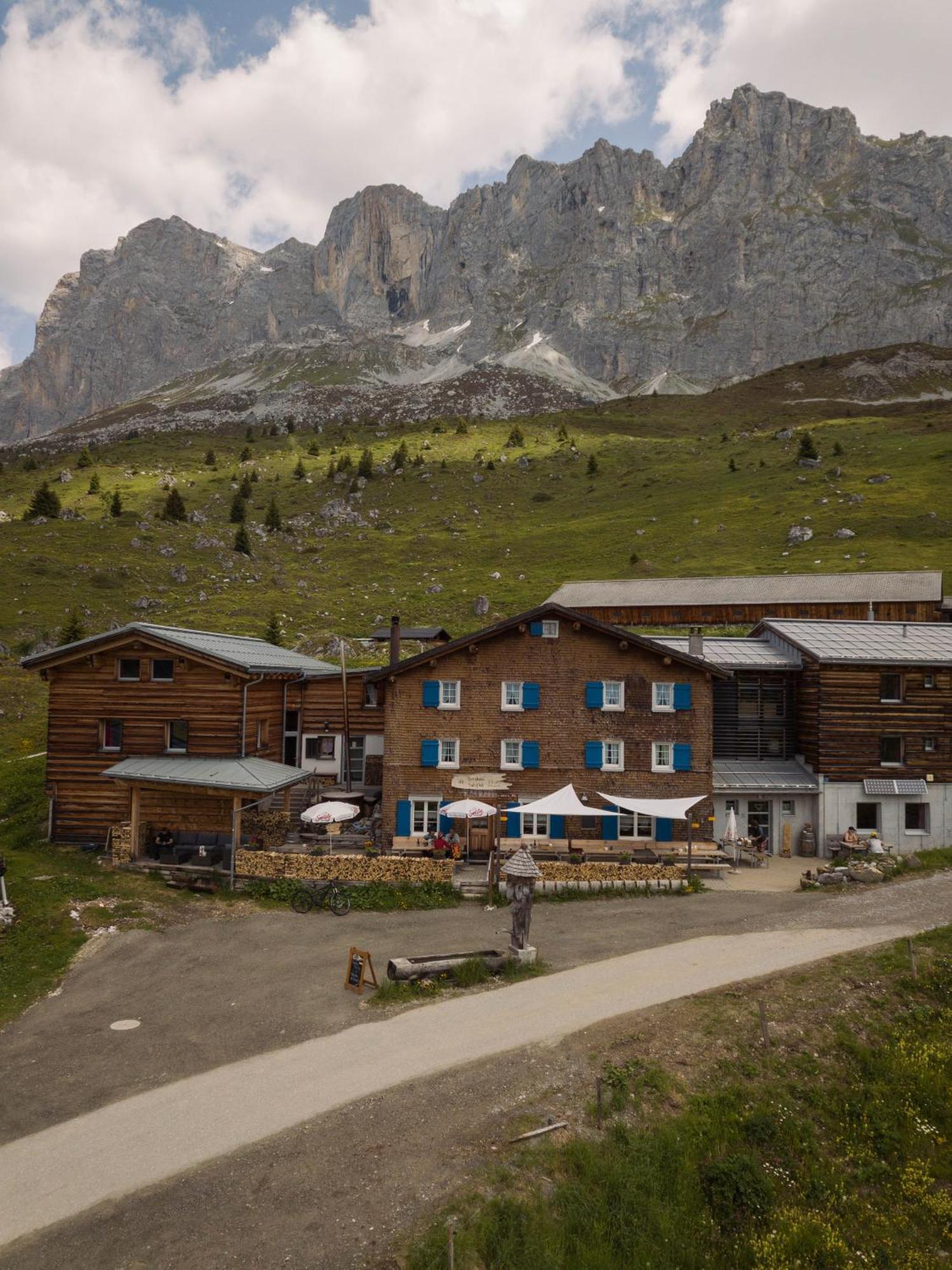 圣安东尼 Berghaus Sulzfluh酒店 外观 照片