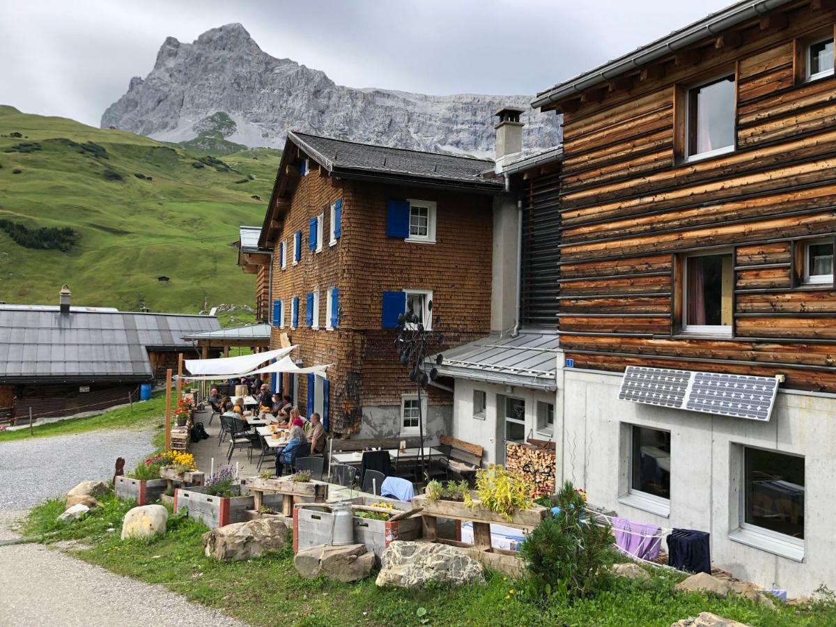 圣安东尼 Berghaus Sulzfluh酒店 外观 照片